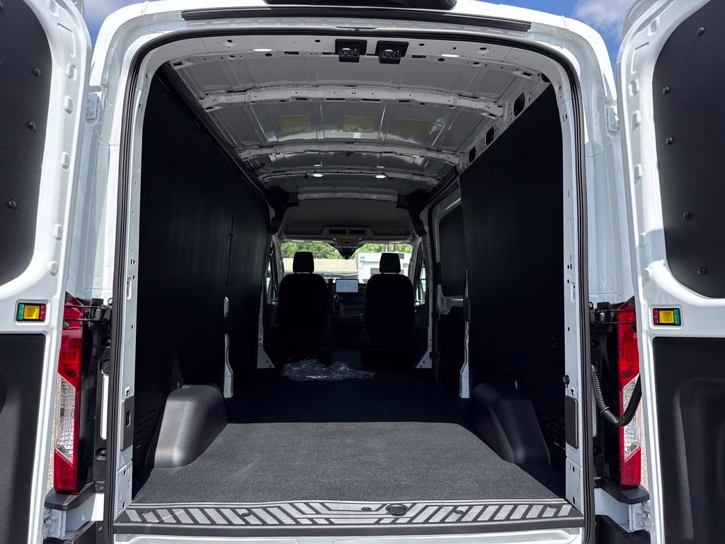2026 Oxford White Ford Transit-250 Base RWD Van