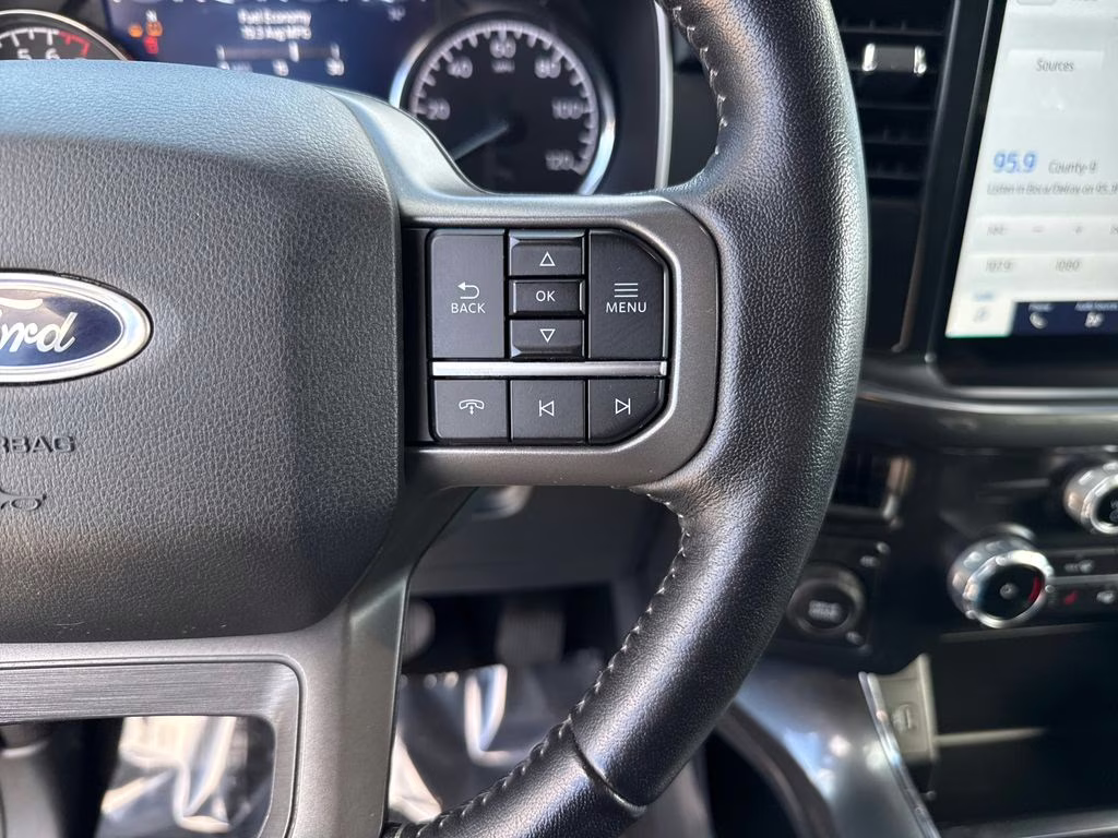 2022 Agate Black Metallic Ford F-150 XLT 4X4 Truck