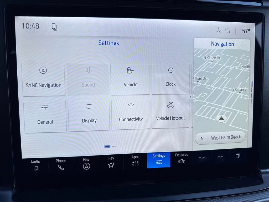 2026 Oxford White Ford F-150 Lariat RWD Truck