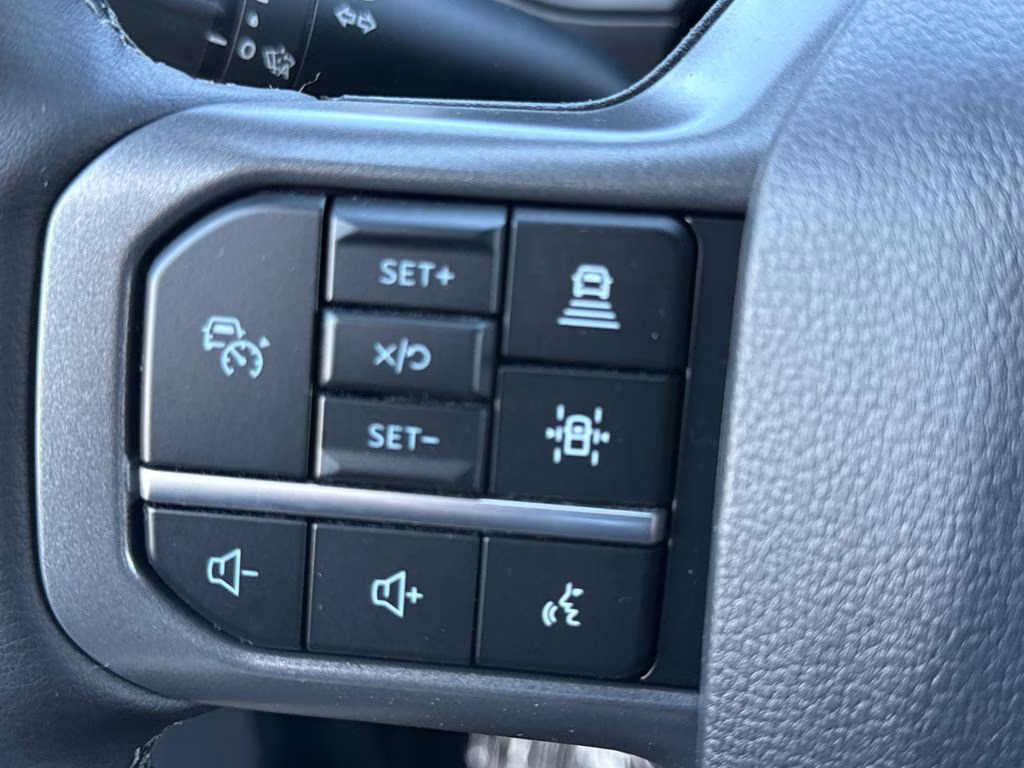 2026 Oxford White Ford F-150 Lariat RWD Truck