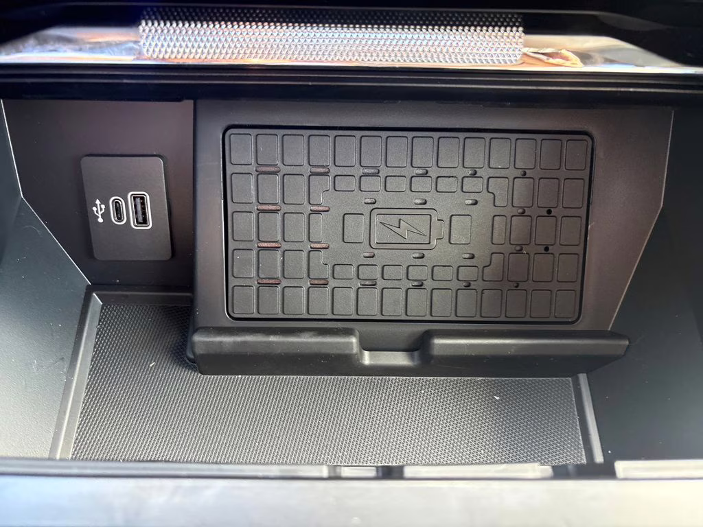 2025 Carbonized Gray Metallic Ford F-150 Lariat 4X4 Truck