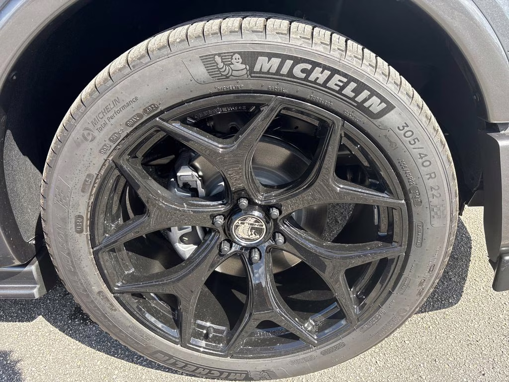 2025 Carbonized Gray Metallic Ford F-150 Lariat 4X4 Truck