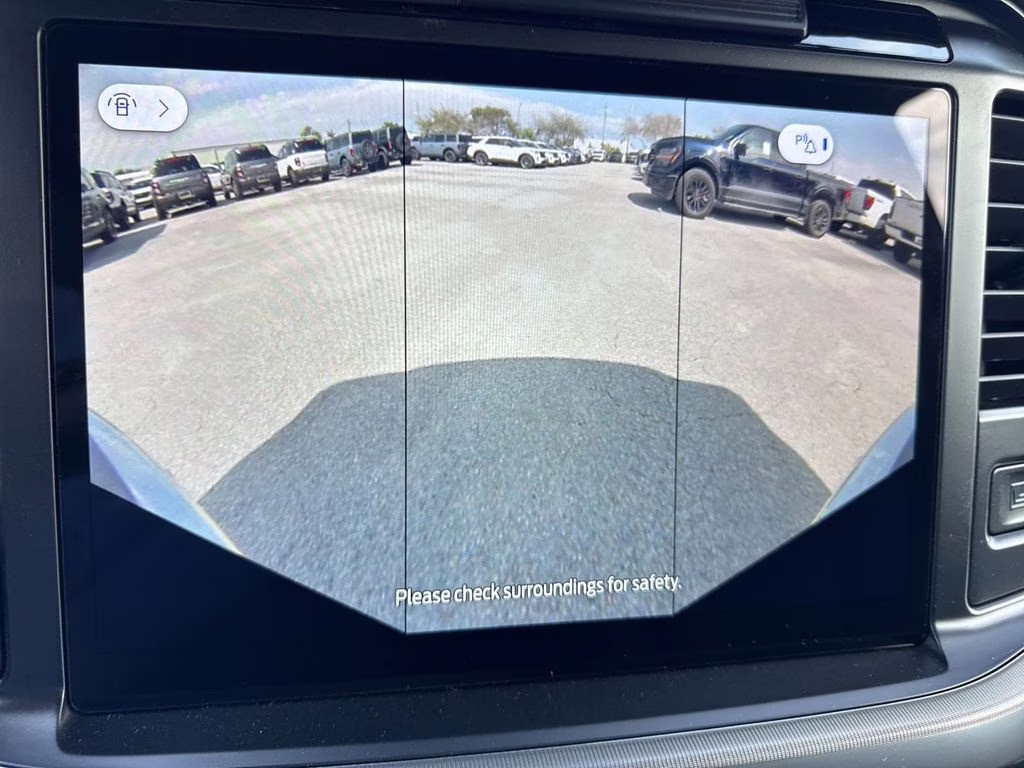 2025 Agate Black Metallic Ford F-150 Lariat 4X4 Truck