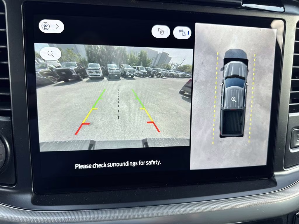 2025 Agate Black Metallic Ford F-150 Lariat 4X4 Truck