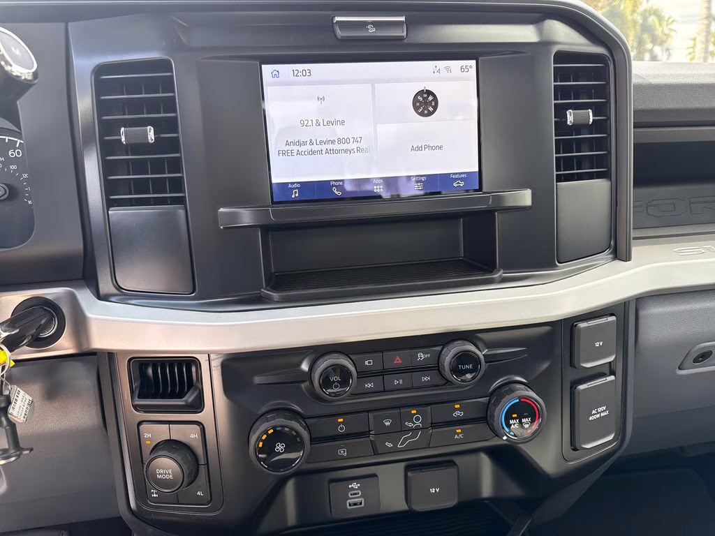 2025 Oxford White Ford Super Duty F-350 SRW STX 4X4 Truck