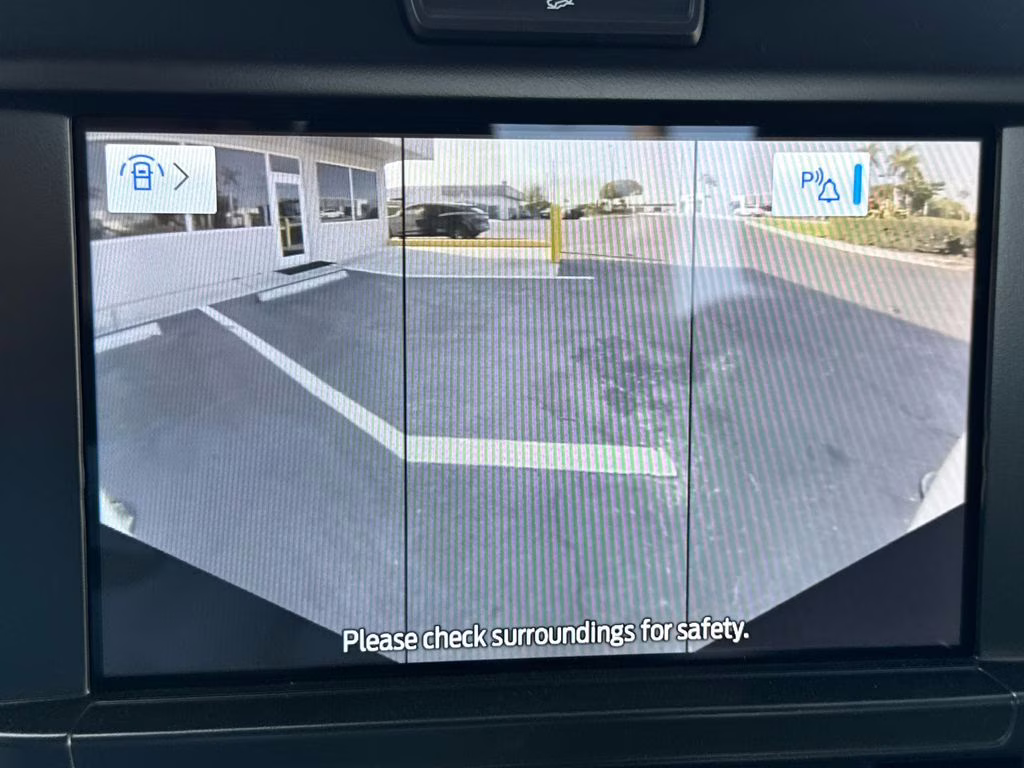 2025 Oxford White Ford Super Duty F-350 SRW STX 4X4 Truck