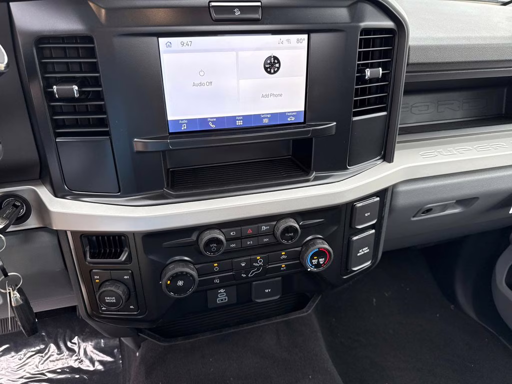 2025 Oxford White Ford Super Duty F-350 SRW STX 4X4 Truck