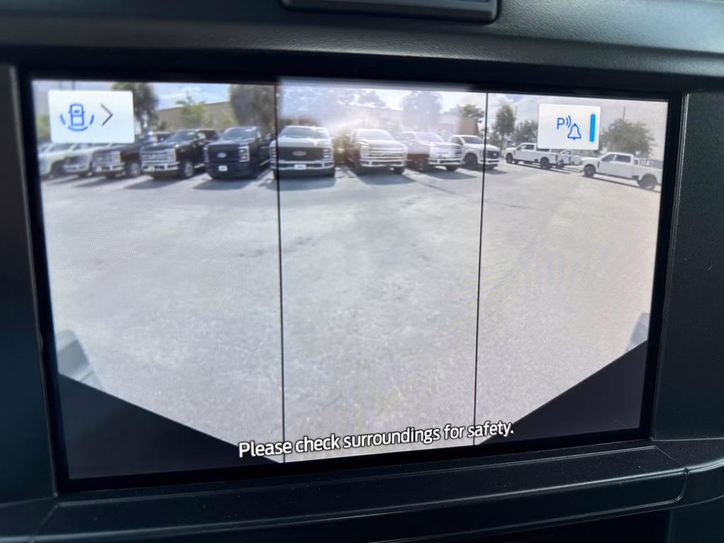 2025 Oxford White Ford Super Duty F-350 SRW STX 4X4 Truck