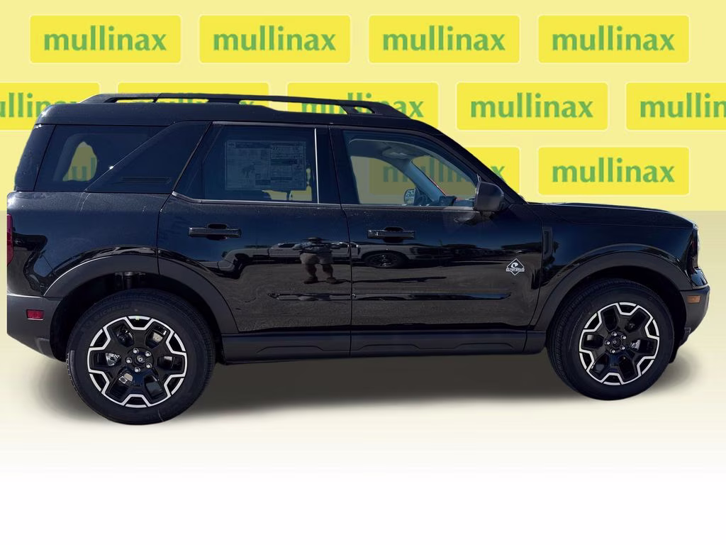 2025 Shadow Black Ford Bronco Sport Outer Banks 4X4 SUV