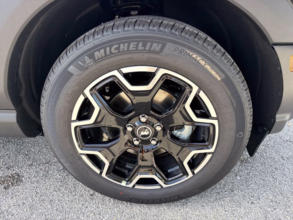 2025 Shadow Black Ford Bronco Sport Outer Banks 4X4 SUV