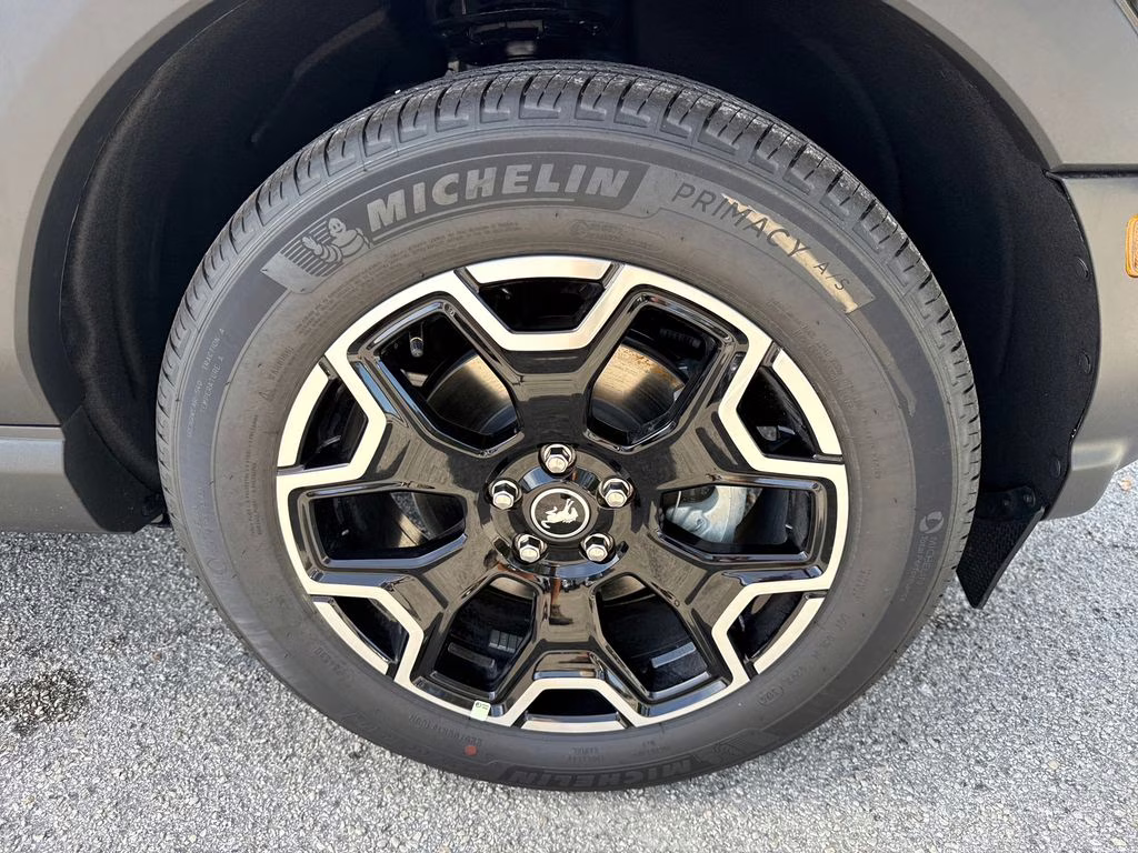 2025 Shadow Black Ford Bronco Sport Outer Banks 4X4 SUV