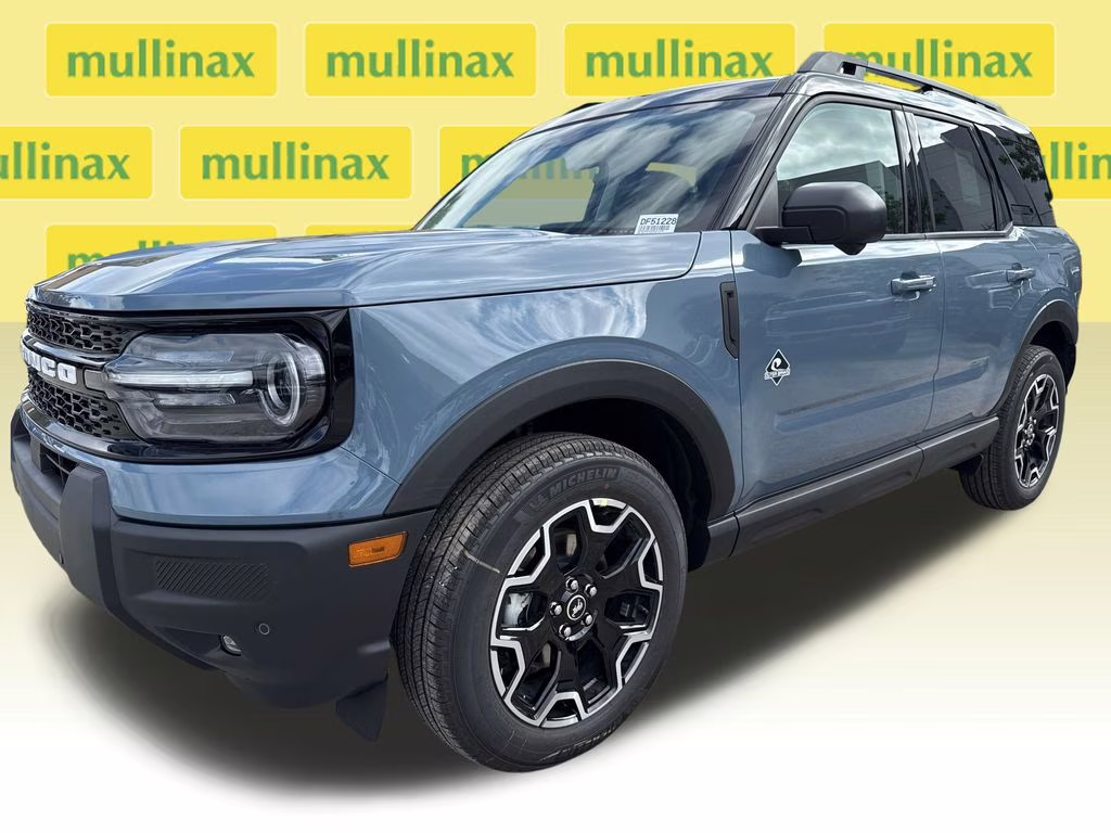 2025 Azure Gray Metallic Tri-Coat Ford Bronco Sport Outer Banks 4X4 SUV