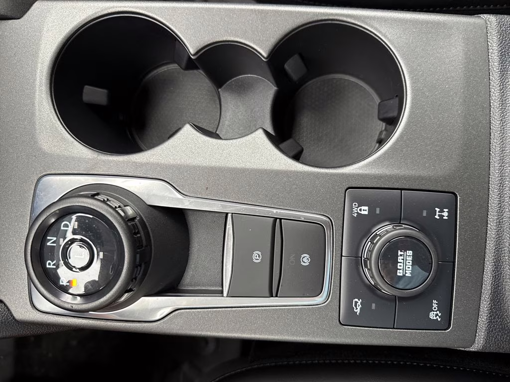 2025 Azure Gray Metallic Tri-Coat Ford Bronco Sport Outer Banks 4X4 SUV