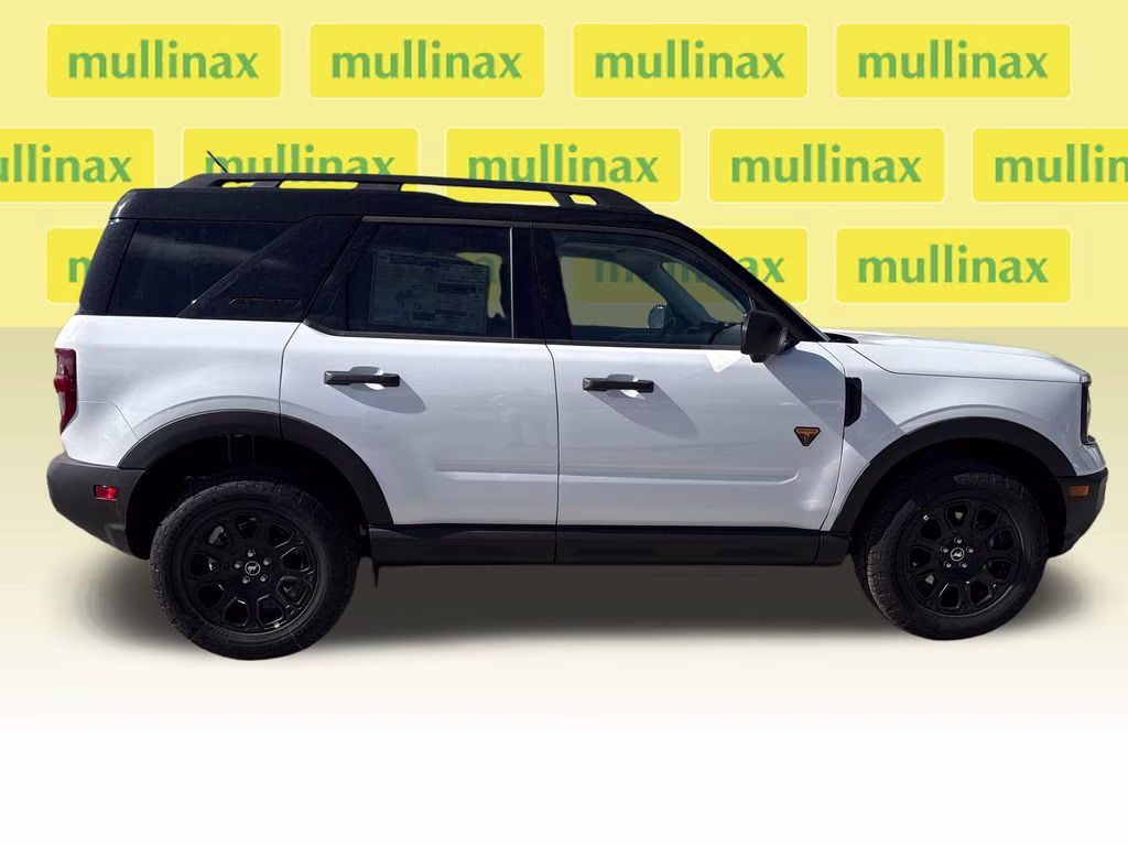 2025 Oxford White Ford Bronco Sport Badlands 4X4 SUV
