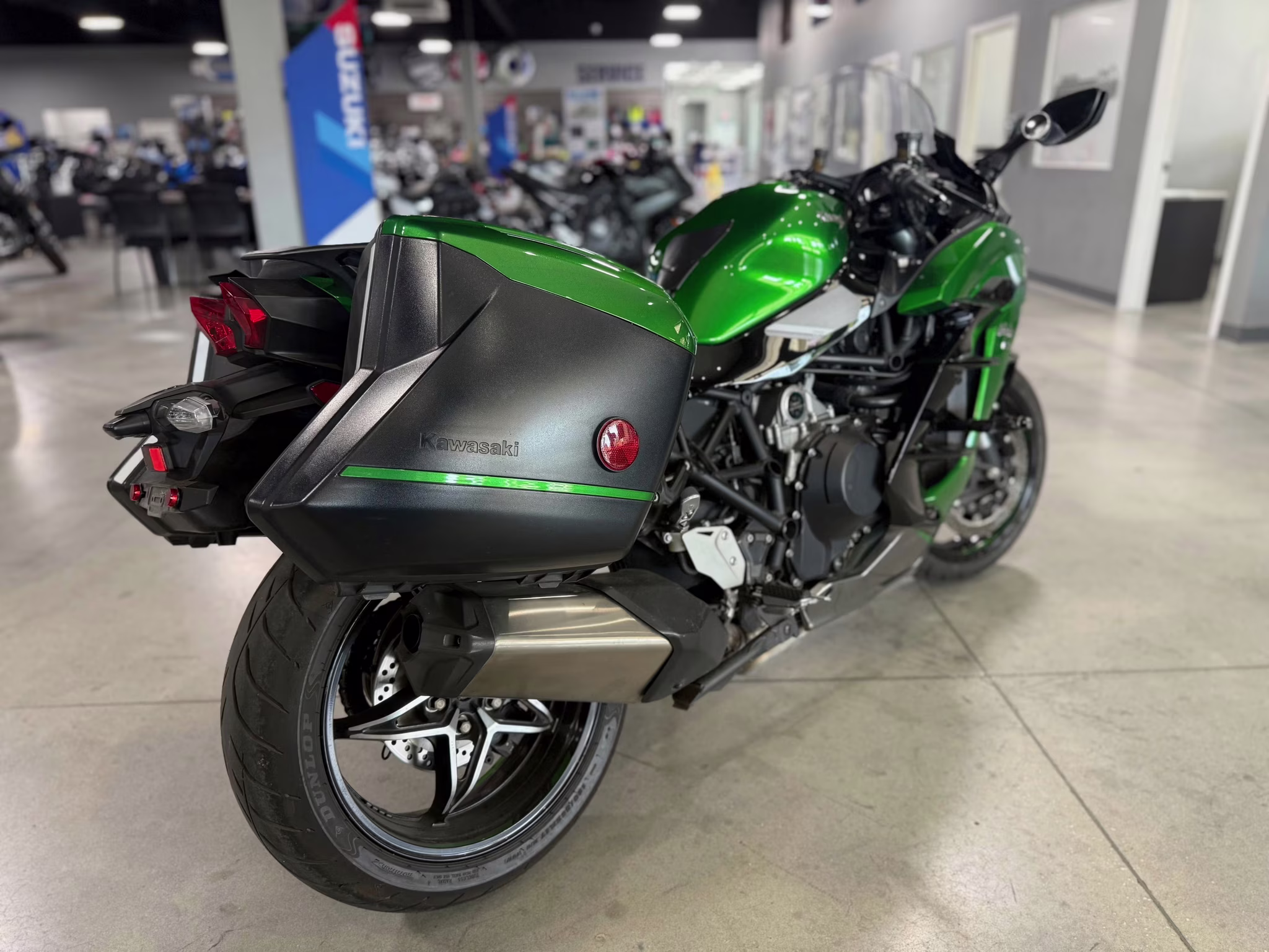 2020 - Kawasaki Ninja H2 SX SE+ Motorcycle