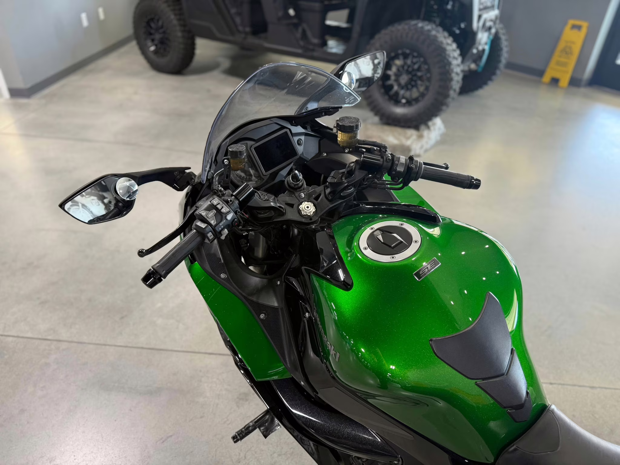 2020 - Kawasaki Ninja H2 SX SE+ Motorcycle