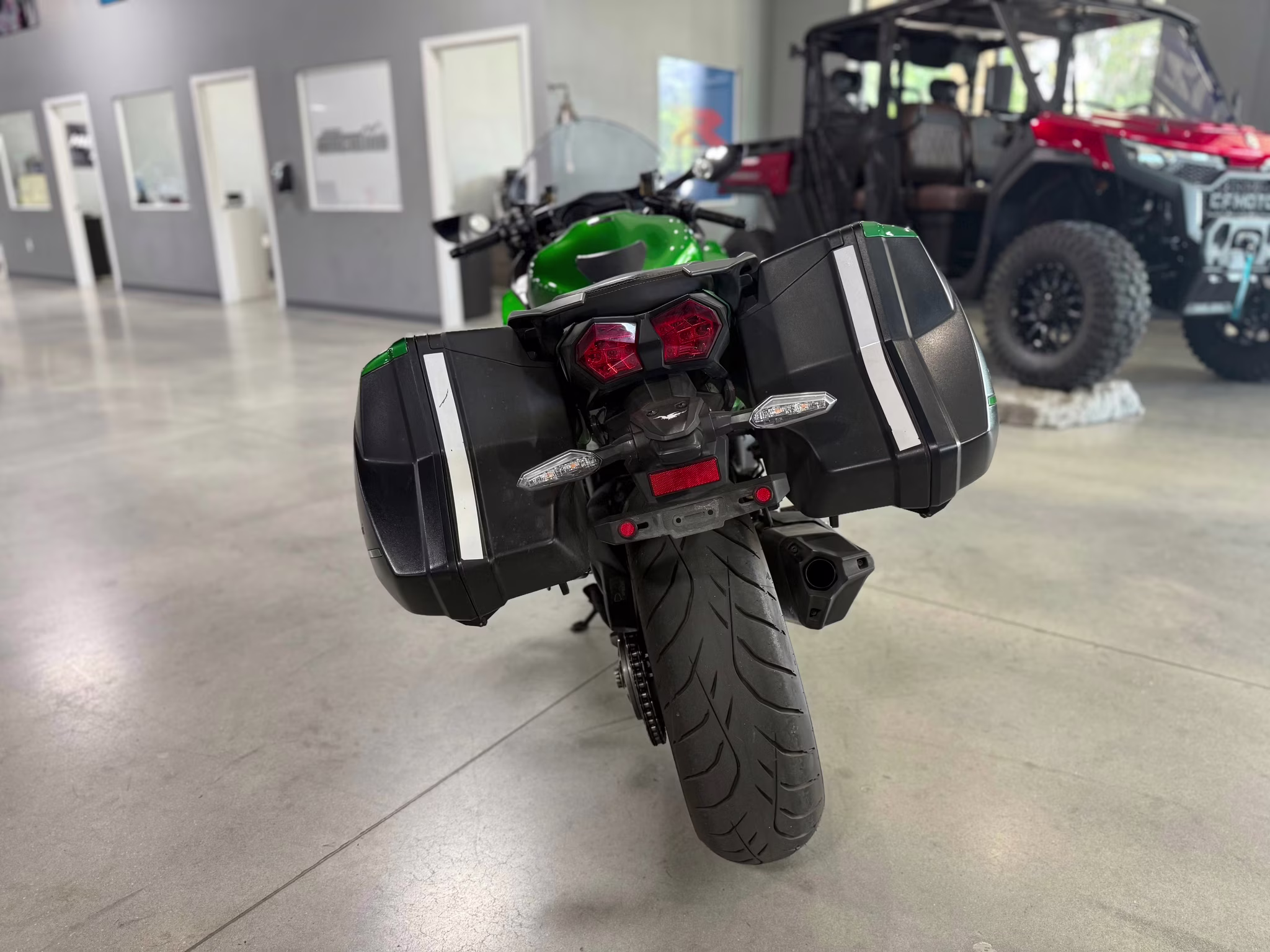 2020 - Kawasaki Ninja H2 SX SE+ Motorcycle