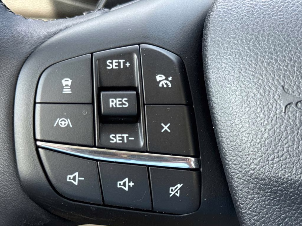 2026 Oxford White Ford Bronco Sport Badlands 4X4 SUV