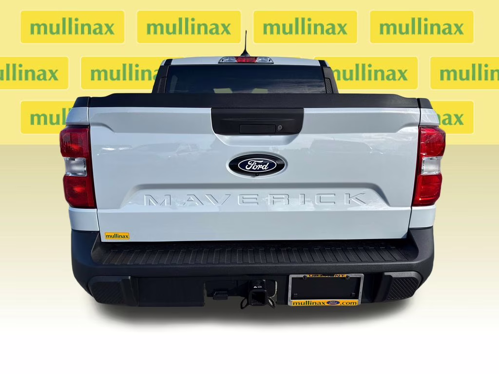 2026 Space White Metallic Ford Maverick XL AWD Truck