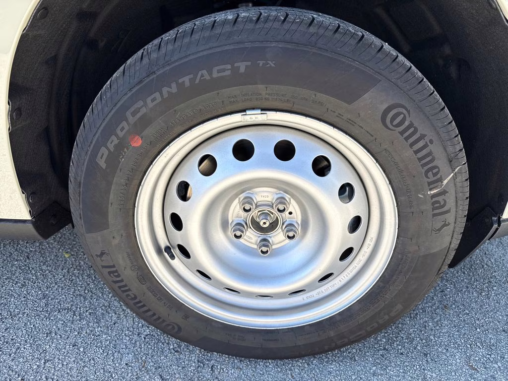 2025 Desert Sand Ford Maverick XL AWD Truck