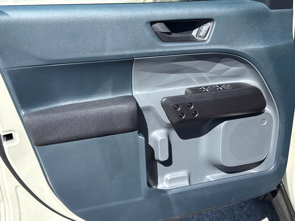 2025 Desert Sand Ford Maverick XL AWD Truck