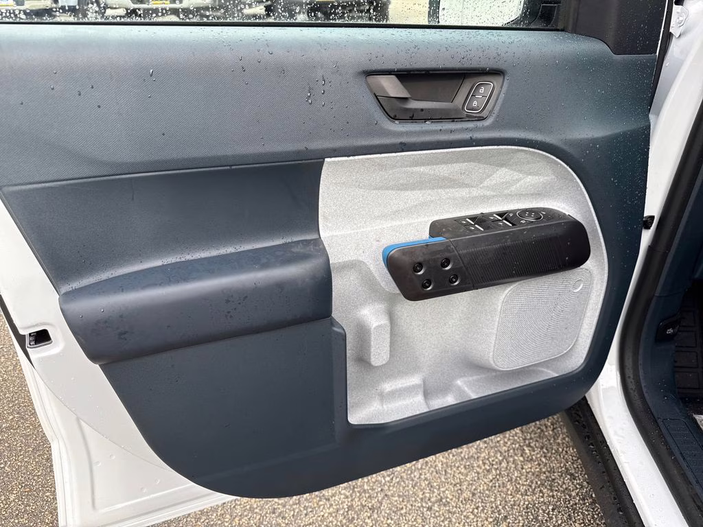 2025 Oxford White Ford Maverick XLT AWD Truck