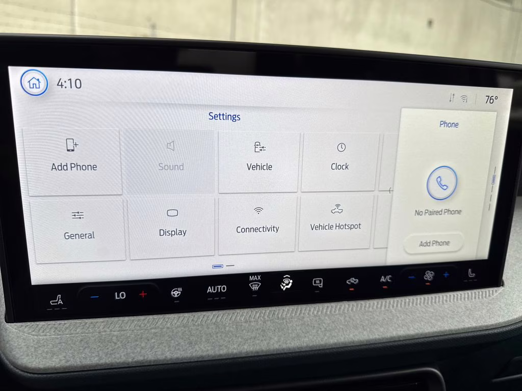 2025 Space White Metallic Ford Maverick XLT AWD Truck