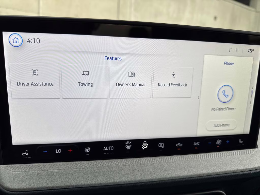 2025 Space White Metallic Ford Maverick XLT AWD Truck