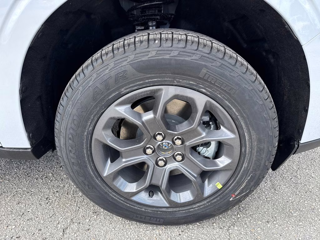 2026 Space White Metallic Ford Maverick XLT AWD Truck