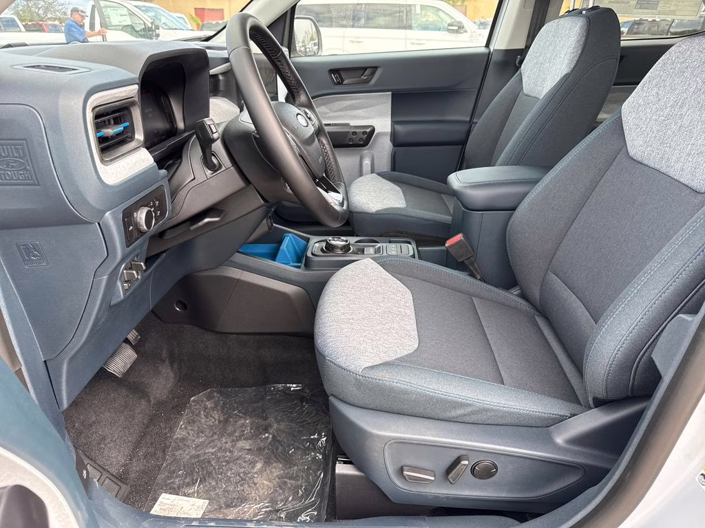 2026 Space White Metallic Ford Maverick XLT AWD Truck