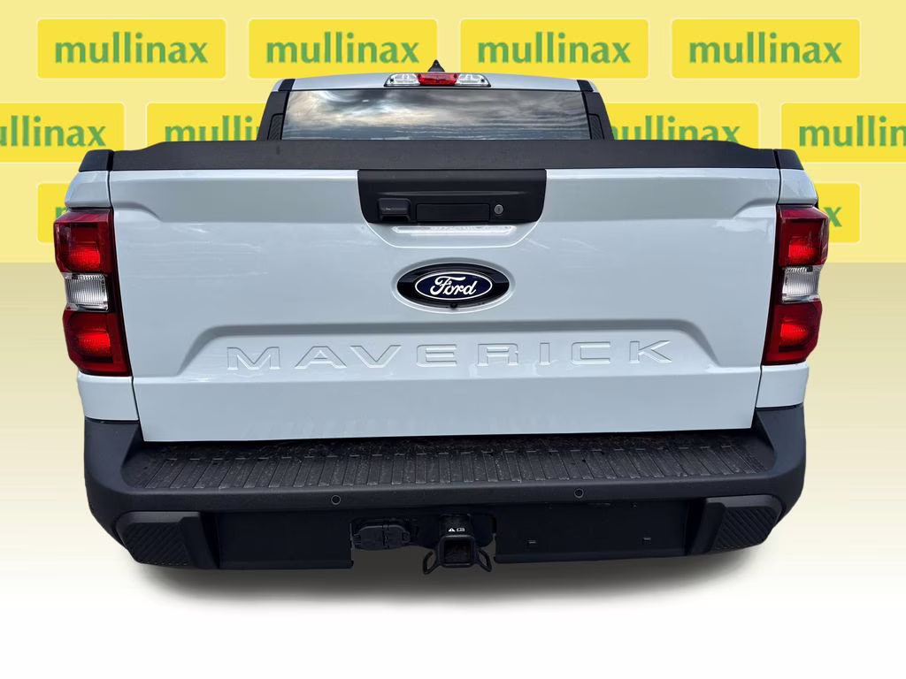 2026 Space White Metallic Ford Maverick Lariat AWD Truck