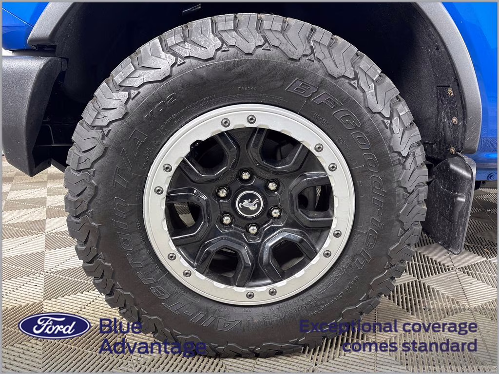2025 Blue Metallic Ford Bronco Big Bend 4X4 SUV