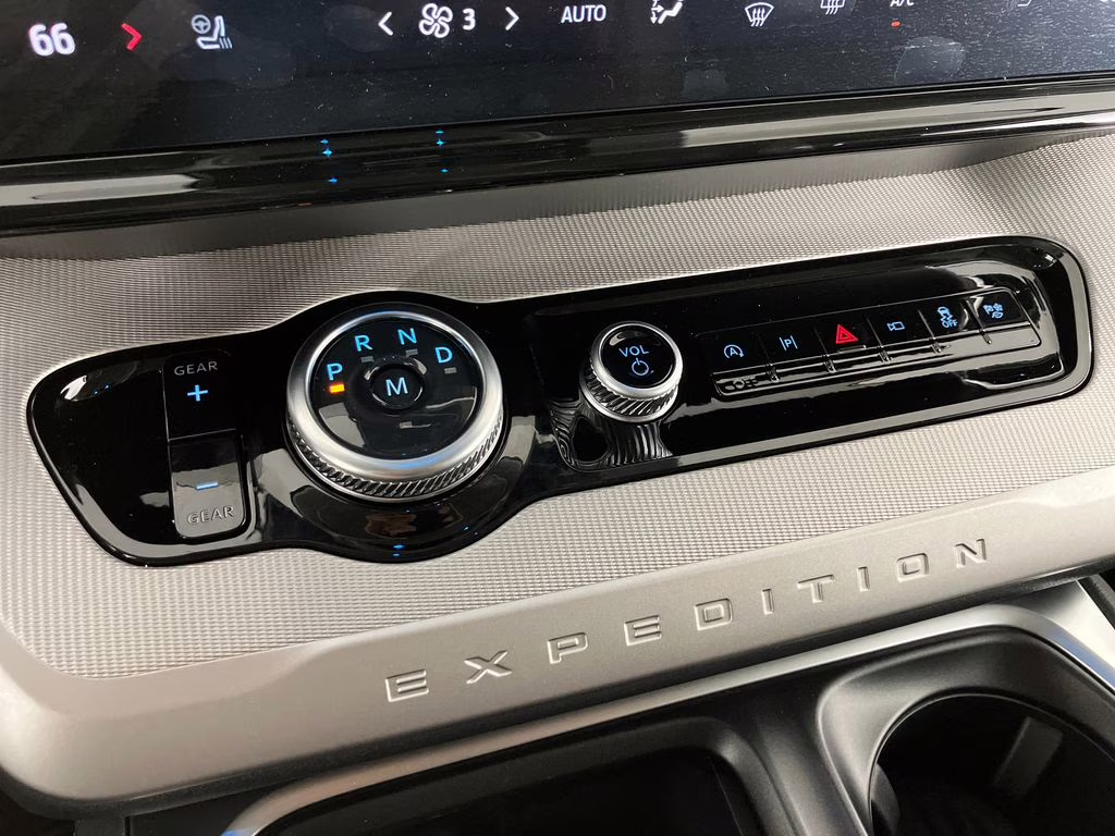 2026 Dark Matter Gray Metallic Ford Expedition Active RWD SUV