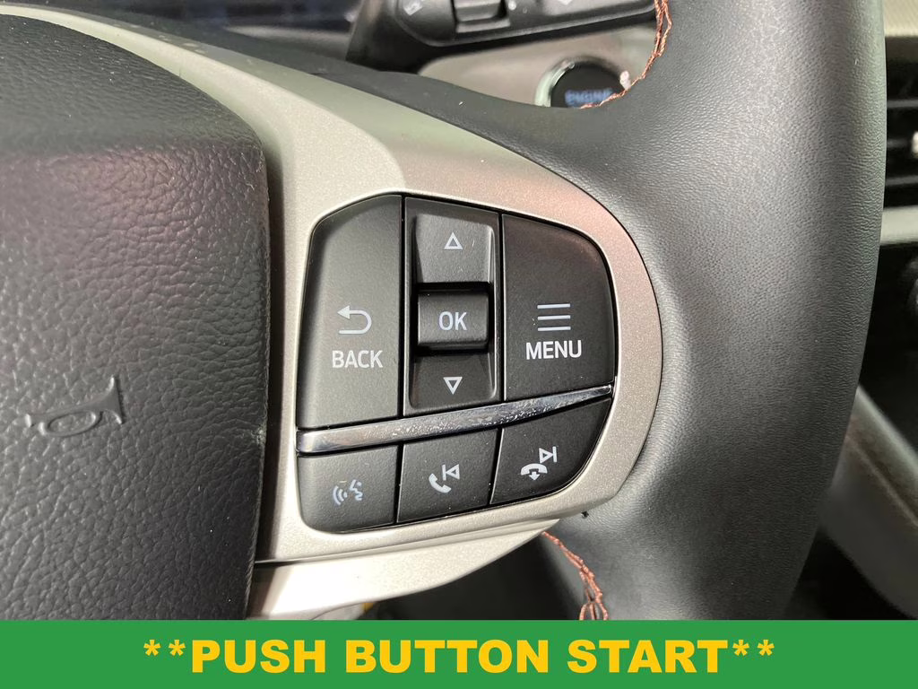 2026 Space White Metallic Ford Explorer Active RWD SUV