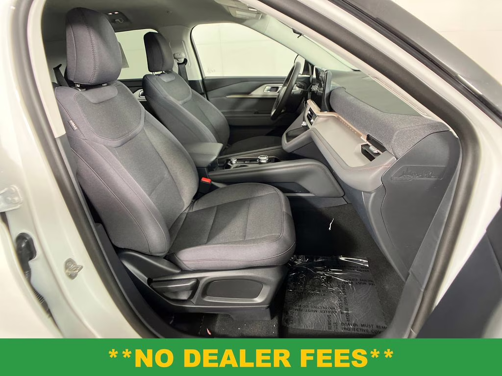 2026 Star White Metallic Tri-Coat Ford Explorer Active RWD SUV