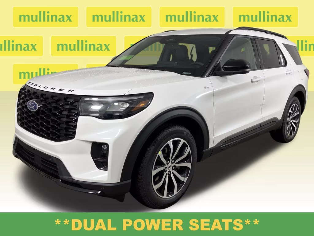 2026 Star White Metallic Tri-Coat Ford Explorer ST-Line RWD SUV