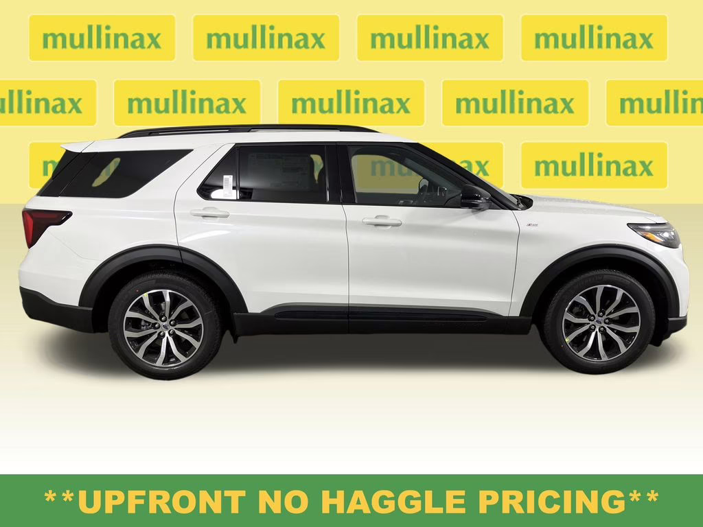 2026 Star White Metallic Tri-Coat Ford Explorer ST-Line RWD SUV