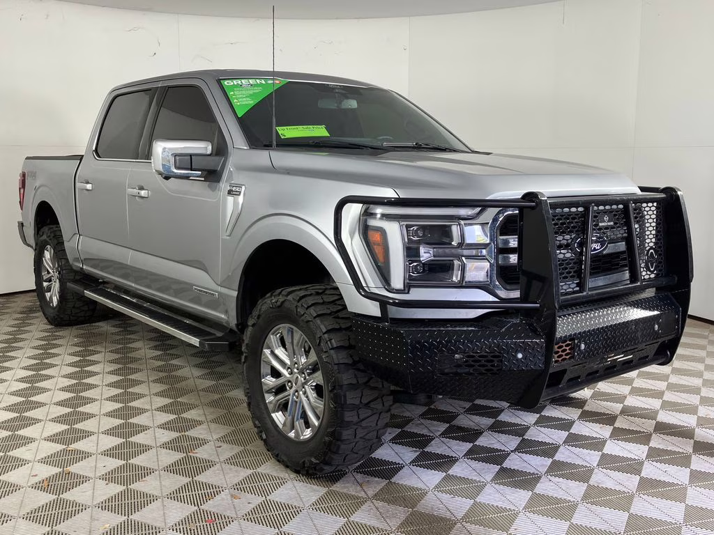 2025 Silver Metallic Ford F-150 Lariat 4X4 Truck