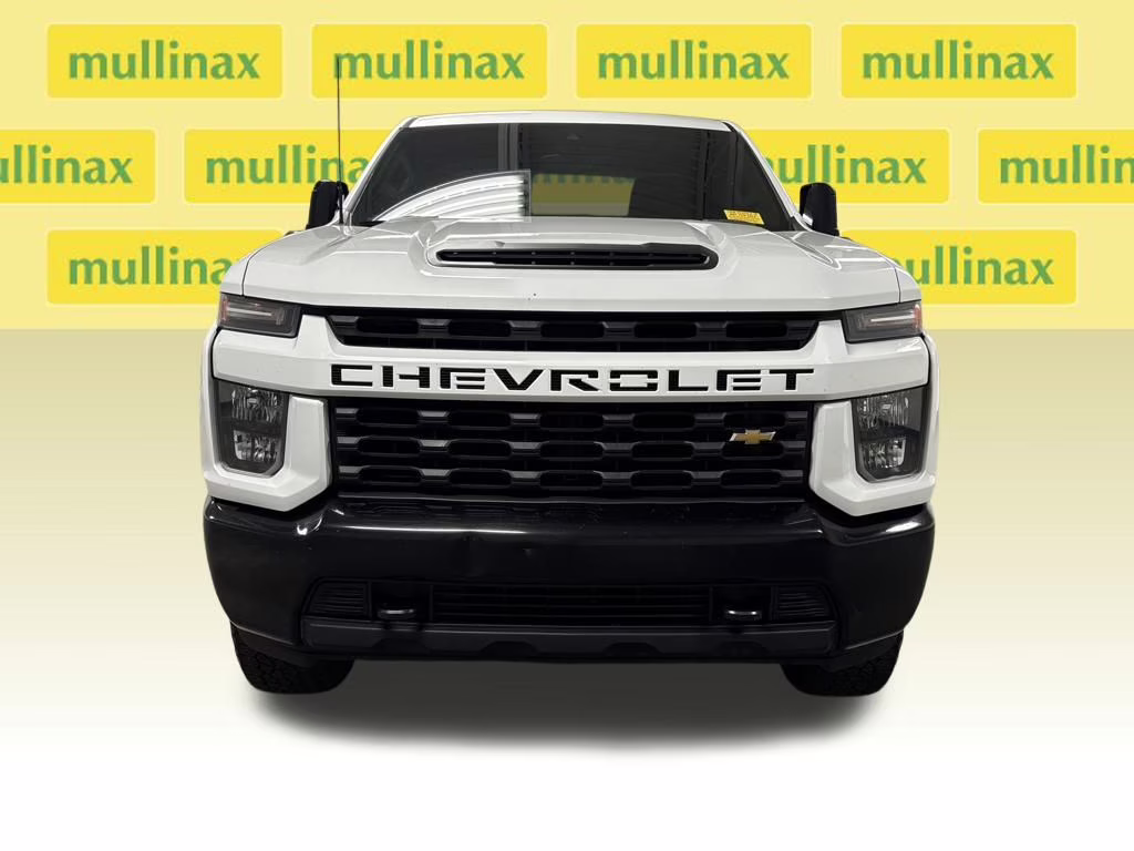 2022 Summit White Chevrolet Silverado 2500HD Custom 4X4 Truck