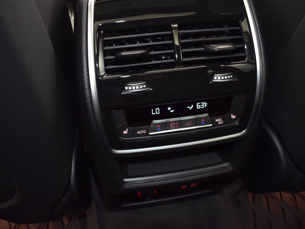 2026 Gray Metallic BMW X7 xDrive40i AWD SUV