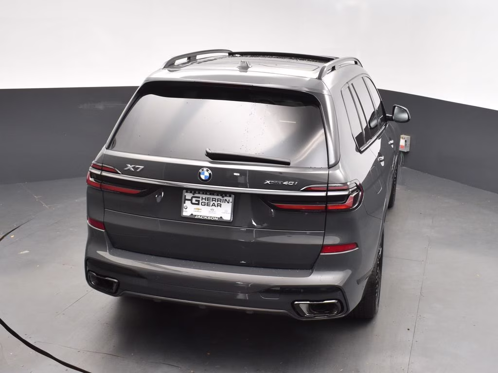 2026 Gray Metallic BMW X7 xDrive40i AWD SUV