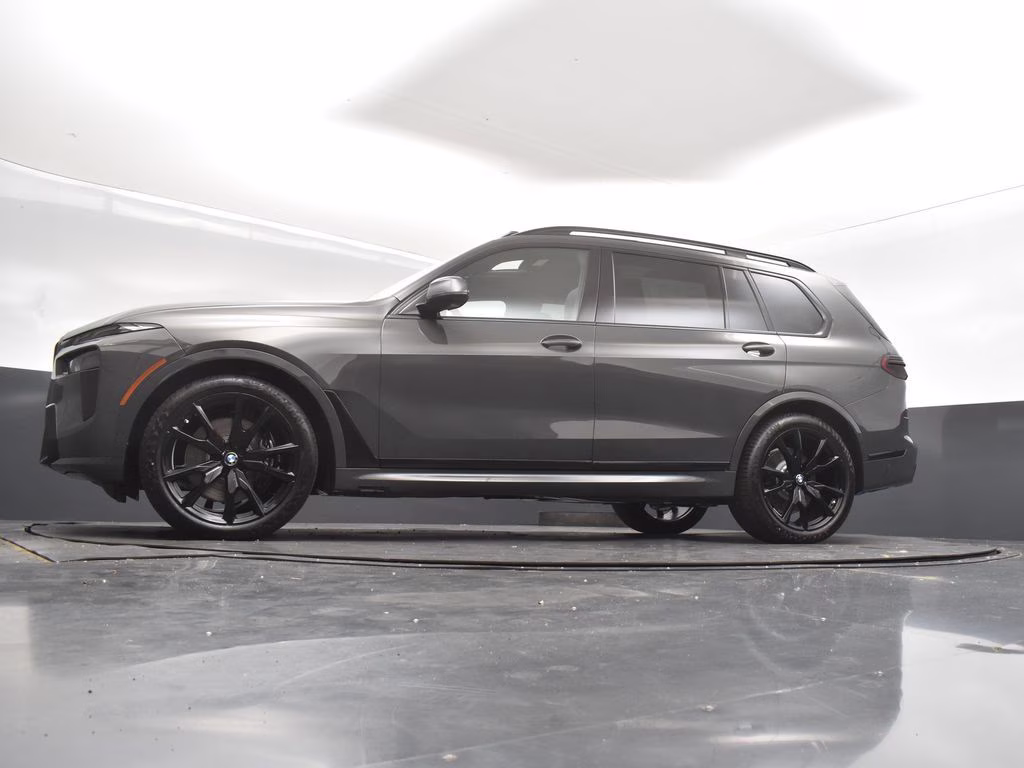 2026 Gray Metallic BMW X7 xDrive40i AWD SUV