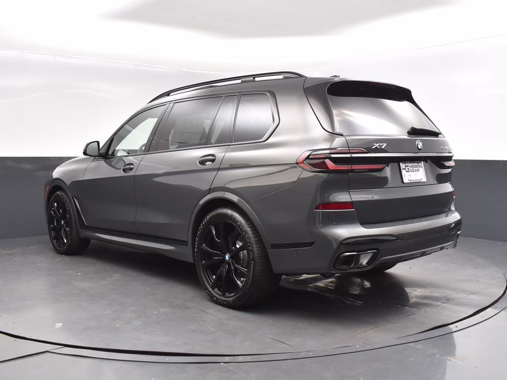 2026 Gray Metallic BMW X7 xDrive40i AWD SUV