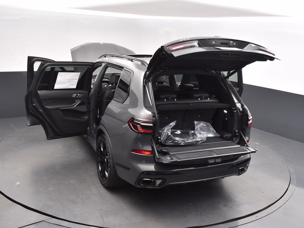 2026 Gray Metallic BMW X7 xDrive40i AWD SUV