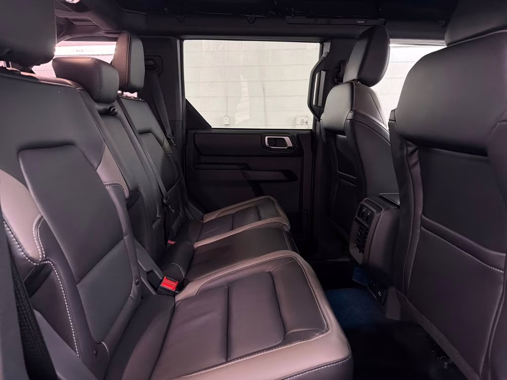 2025 MARSH GRAY Ford Bronco Outer Banks 4X4 SUV