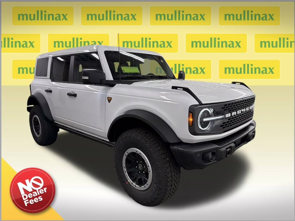 2025 OXFORD WHITE Ford Bronco Badlands 4X4 SUV