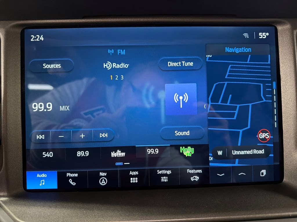 2025 OXFORD WHITE Ford Bronco Badlands 4X4 SUV