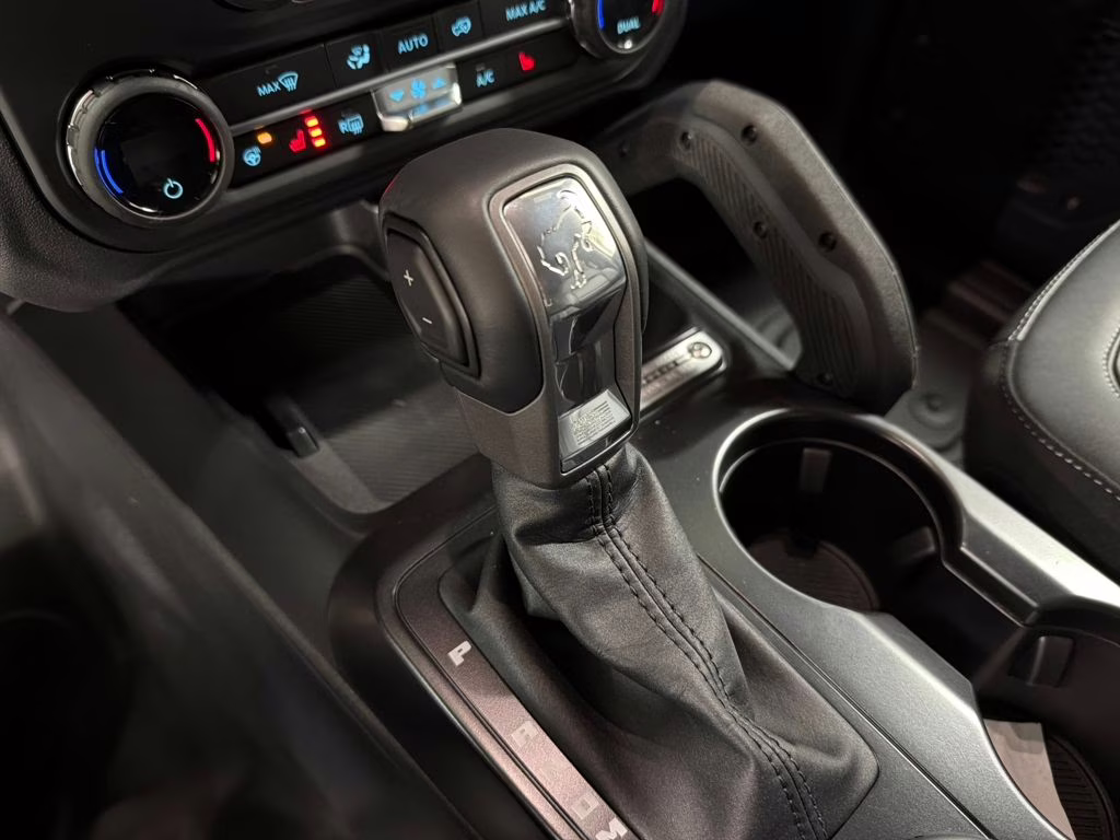 2025 SHADOW BLACK Ford Bronco Badlands 4X4 SUV