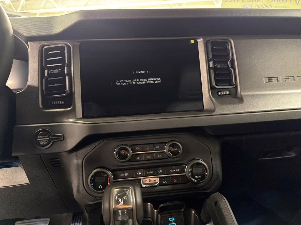 2025 SHADOW BLACK Ford Bronco Badlands 4X4 SUV