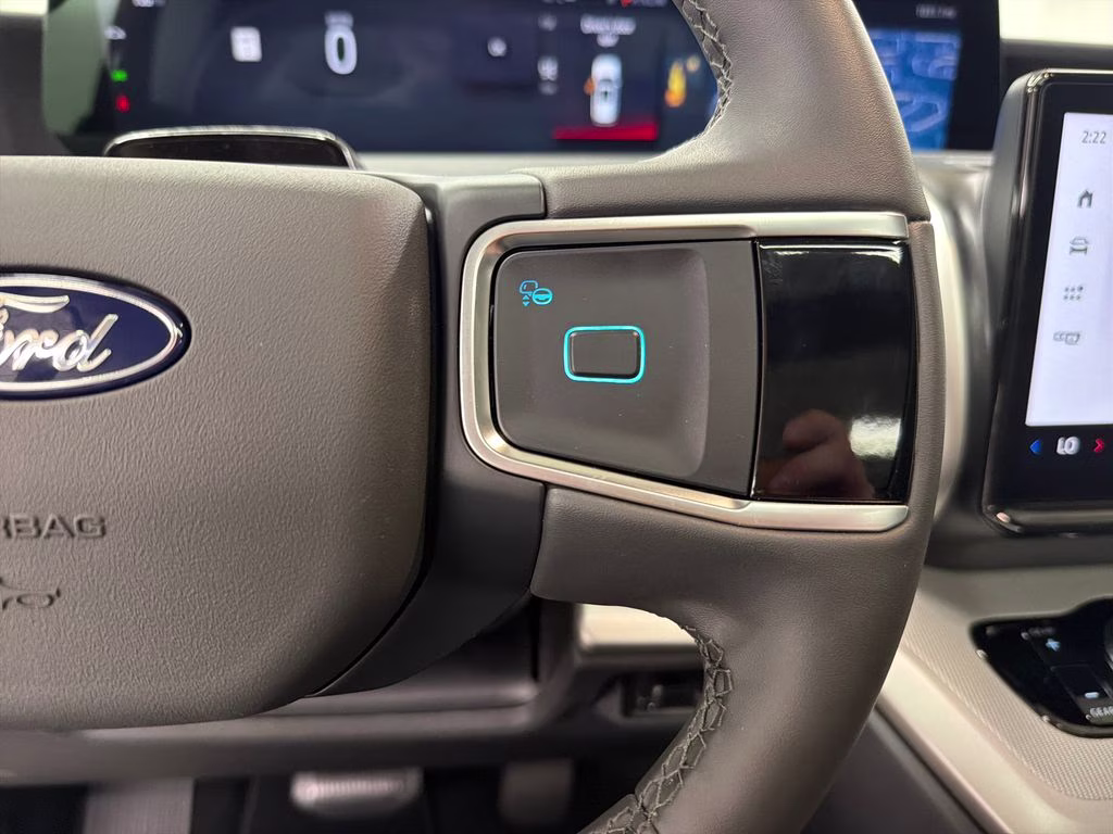 2025 Agate Black Metallic Ford Expedition Max Active RWD SUV